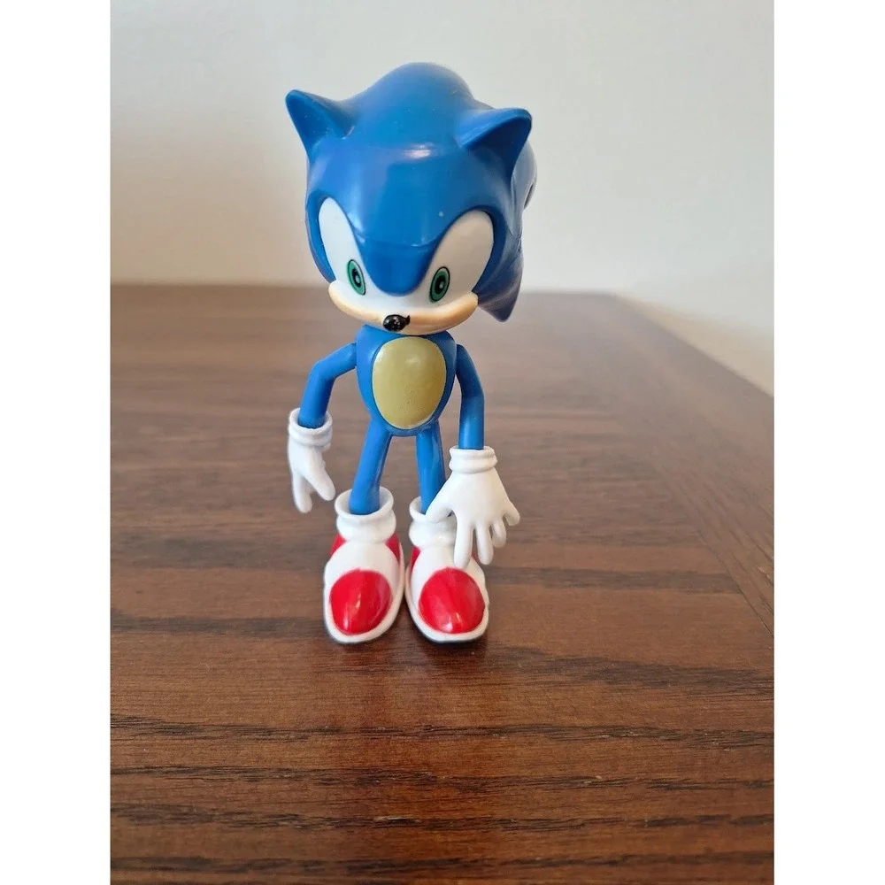 Sonic the Hedgehog Blue Action Figure 5 Inch Sega Video Game Toy Collectible